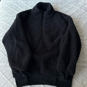 NWOT AE Black Sherpa Quarter Zip
